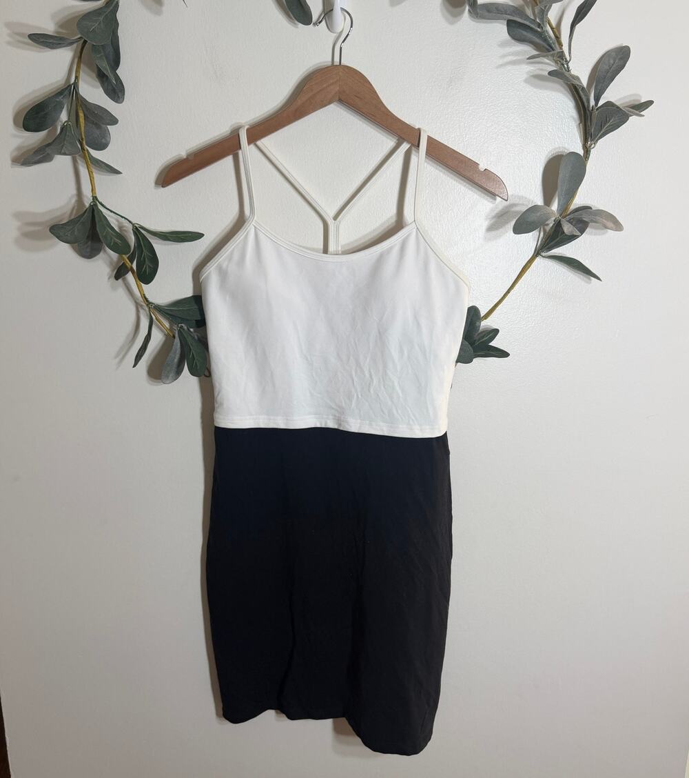 Lululemon Flow Y Dress